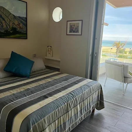 Fronte Mare Sun & Sea Apartamento *